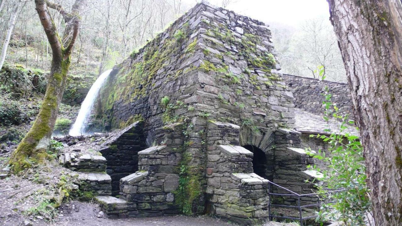בית הארחה San Cristobal de Valdueza 	Casa De Abril 1 מראה חיצוני תמונה